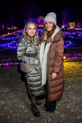 abb- Regina Halmich und Johanna Klum zu Gast bei der Premiere Weihnachten im Tierpark mit Promis am 21.11.2025 in Berlin Berlin Deutschland