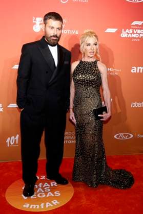 Fausto Puglisi mit Gast bei der amfAR Las Vegas Gala 2025 im Hotel Wynn Las Vegas. Las Vegas, 21.11.2025