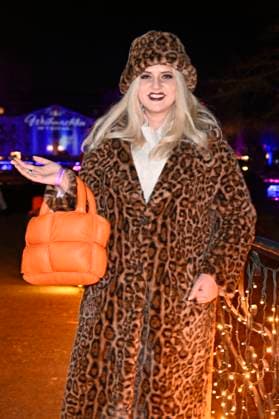 Sarah Knappik bei der Eröffnung von Weihnachten im Tierpark 2025 am Schloss Friedrichsfelde im Tierpark Berlin. Berlin, 21.11.2025