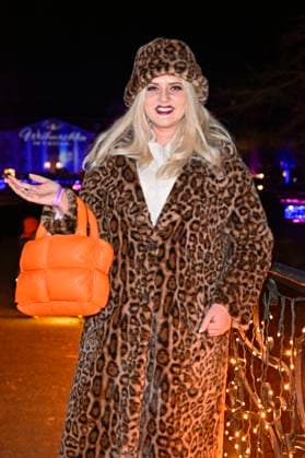 Sarah Knappik bei der Eröffnung von Weihnachten im Tierpark 2025 am Schloss Friedrichsfelde im Tierpark Berlin. Berlin, 21.11.2025