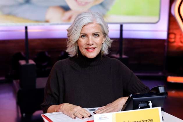 Fernsehmoderatorin Birgit Schrowange beim 30. RTL-Spendenmarathon 2025im Studio 8 der EMG Studios. Hürth, 21.11.2025 NRW Deutschland Copyright: xChristophxHardtx