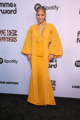 4th Annual Femme It Forward Give Her FlowHERS Gala at The Beverly Hilton Featuring: Pretty Vee Where: Los Angeles, California, United States When: 21 Nov 2025 Credit: Faye s Vision Cover Images EDITORIAL USE ONLY. NOT FOR USE BY NEWSPAPERS BASED IN THE UK. Copyright: xx coverimg55285960