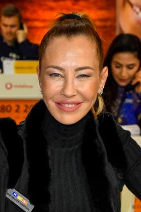 ABB Alessandra Alex Meyer Wölden Woelden Moderatorin zu Gast am Spendentelefon im RTL Studio beim Charity zum 30.Geburtstag des RTL Spendenmarathon - wir helfen Kindern bei RTL Deutschland am 21.11.2025 2.Spendentag in Koeln Deutz NRW Deutschland