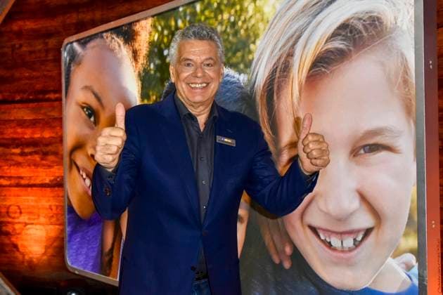 ABB Jürgen Juergen Hingsen ex 10 Kaempfer zu Gast am Spendentelefon im RTL Studio beim Charity zum 30.Geburtstag des RTL Spendenmarathon - wir helfen Kindern bei RTL Deutschland am 21.11.2025 2.Spendentag in Koeln Deutz NRW Deutschland