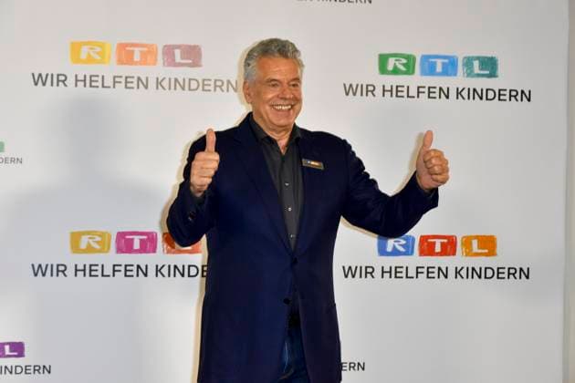 ABB Jürgen Juergen Hingsen ex 10 Kaempfer zu Gast auf dem roten Teppich im RTL Studio beim Charity zum 30.Geburtstag des RTL Spendenmarathon - wir helfen Kindern bei RTL Deutschland am 21.11.2025 2.Spendentag in Koeln Deutz NRW Deutschland