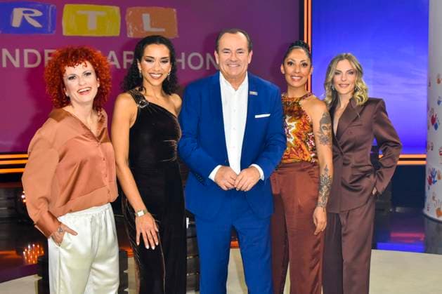 ABB No Angels, Wolfram Kons, Sandy Moelling, Nadia Benaissa, Lucy Diakovska, Jessica Wahls zu Gast im RTL Studio beim Charity zum 30.Geburtstag des RTL Spendenmarathon - wir helfen Kindern bei RTL Deutschland am 21.11.2025 2.Spendentag in Koeln Deutz NRW Deutschland