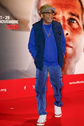 43 Turin Film Festival - Photocall TURIN, ITALY - NOVEMBER 22: Spike Lee poses at the photocall of Stella della Mole Award during the 43rd Torino Film Festival 2025 at Teatro Regio on November 22, 2025 in Turin, Italy. Photo Marco Piovanotto Abacapress.com  Copyright: xPiovanottoxMarco ABACAx
