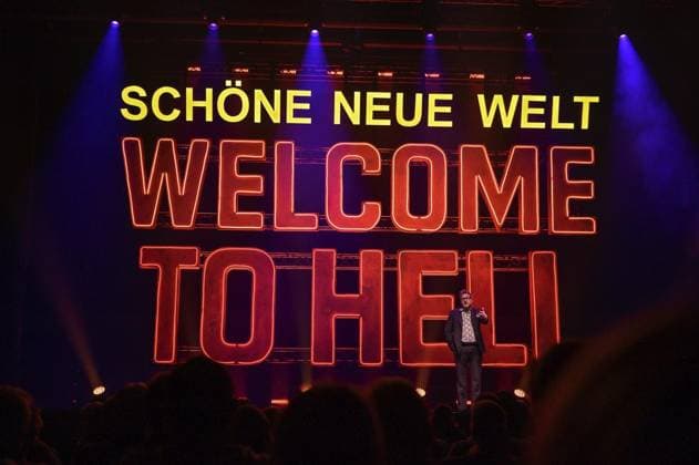Bochum: Paul Panzer live ** NUR FÜR REDAKTIONELLE ZWECKE ** EDITORIAL USE ONLY **<p>Paul Panzer (Dieter Tappert) mit seinem neuen Programm Schöne neue Welt - welcome to hell am Samstag, den 22. November 2025, im Ruhrcongress in Bochum. Copyright: UwexErnst