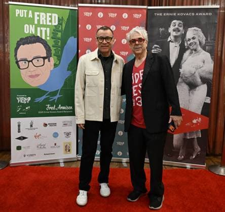 November 23, 2025, Dallas, Texas, USA : FRED ARMISEN receiving the 2025 ERNIE KOVACS award for outstanding work in comedy on the Red Carpet with BART WEISS Artistic Director at VideoFest Dallas USA - ZUMAm147 20251123_zap_m147_005 Copyright: xHossxMcBainx