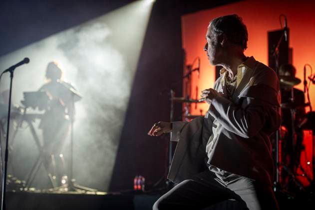 Baxter Dury at Eventim Apollo Baxter Dury performs at Eventim Apollo in London on 22nd November 2025., Credit:Zoran Veselinovic Avalon UK, London, Eventim Apollo  Copyright: xZoranxVeselinovicx xAvalonx 1054060281