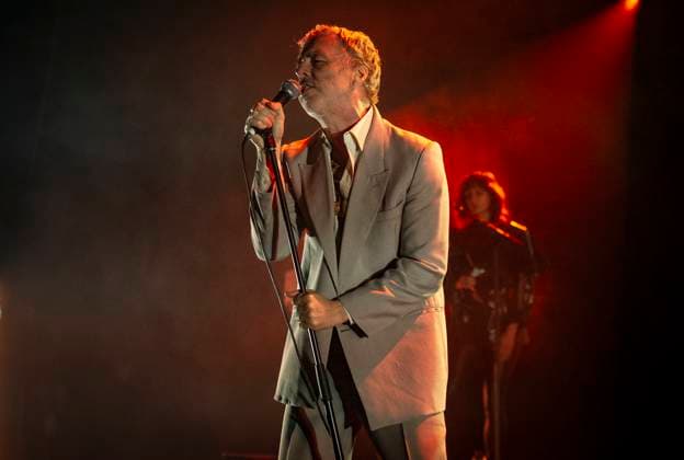 Baxter Dury at Eventim Apollo Baxter Dury performs at Eventim Apollo in London on 22nd November 2025., Credit:Zoran Veselinovic Avalon UK, London, Eventim Apollo  Copyright: xZoranxVeselinovicx xAvalonx 1054060437