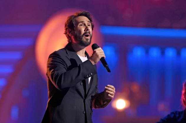 ZDF - Die Giovanni Zarrella Show . Sänger Josh Groban während der ZDF - Unterhaltungssendung Die Giovanni Zarrella Show am 22.11.2025 in der Messehalle Offenburg. 20251122SBK0096