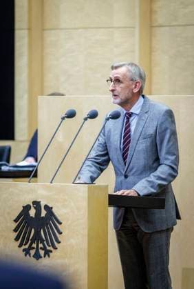 Armin Schuster, Saechsischer Staatsminister des Innern, aufgenommen im Bundesrat Berlin Berlin Deutschland Copyright: xThomasxKoehlerx