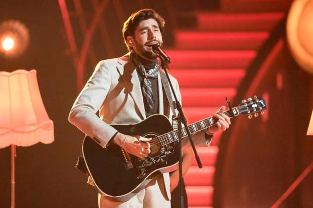 Alvaro Soler in der ZDF-Musikshow Die Giovanni Zarrella Show live aus der Messe Offenburg. Offenburg, 22.11.2025