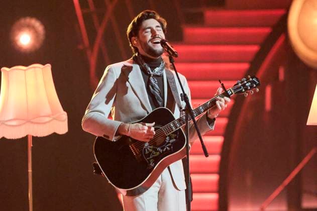 Alvaro Soler in der ZDF-Musikshow Die Giovanni Zarrella Show live aus der Messe Offenburg. Offenburg, 22.11.2025