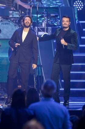 Josh Groban und Giovanni Zarrella in der ZDF-Musikshow Die Giovanni Zarrella Show live aus der Messe Offenburg. Offenburg, 22.11.2025