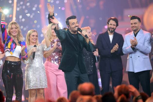 Die Giovanni Zarrella Show - Wir sagen Dankeschön Giovanni Zarrella verabschiedet sich vom Publikum. Die Giovanni Zarrella Show. ZDF-Live Sendung vom 22.11.2025 in der Baden-Arena Offenburg unter dem Motto Wir sagen Dankeschön. Offenburg, Baden-Württemberg, Deutschland.