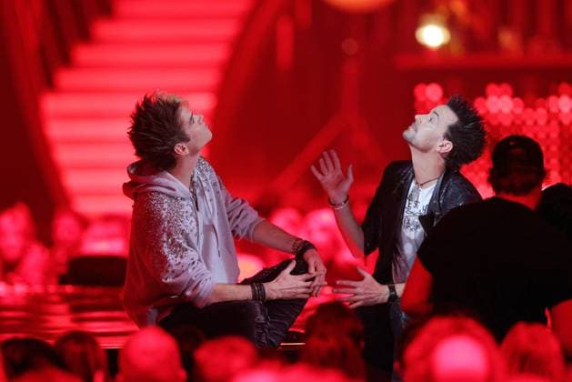 Die Giovanni Zarrella Show - Wir sagen Dankeschön Die Ehrlich Brothers (Deutsches Zauberkünstler-Duo bestehend aus den Brüdern Andreas Ehrlich und Chris Ehrlich. Die Giovanni Zarrella Show. ZDF-Live Sendung vom 22.11.2025 in der Baden-Arena Offenburg unter dem Motto Wir sagen Dankeschön. Offenburg, Baden-Württemberg, Deutschland.