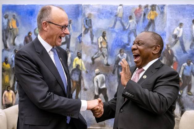 Johannesburg, Südafrika, 23.11.2025: Expo-Centre: G20-Gipfel: Bundeskanzler Friedrich Merz (CDU) bei einem bilateralen Treffen mit Cyril Ramaphosa, Präsident von Südafrika (Foto: Michael Kappeler, Pool) *** Johannesburg, South Africa, 23 11 2025 Expo Centre G20 Summit Federal Chancellor Friedrich Merz CDU at a bilateral meeting with Cyril Ramaphosa, President of South Africa Photo Michael Kappeler, Pool Copyright: xMichaelxKappeler,xPool dtsxNachrichtenagenturx dts_94799