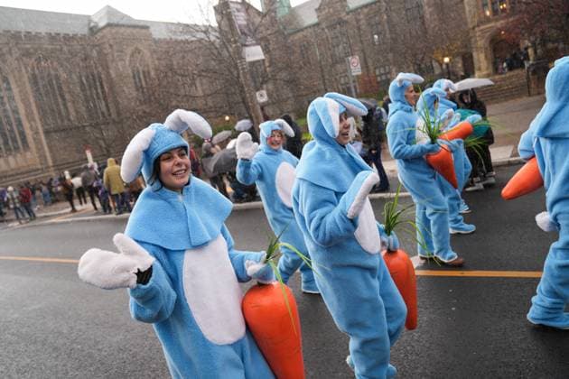 2025 Santa Claus Parade in Toronto TORONTO, CANADA - NOVEMBER 23 : Participants attend the 121st edition of the Santa Claus Parade in Toronto, Ontario on November 23, 2025. Mert Alper Dervis Anadolu Ontario Canada. Editorial use only. Please get in touch for any other usage.  Copyright: x2025xAnadoluxMertxAlperxDervisx