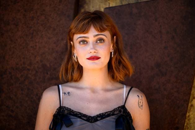 FALLOUT SEASON 2 LAUNCH, Cast member Ella Purnell poses for a photograph on the red carpet for the Australian premiere of Fallout Season 2, in Sydney, Monday, November 24, 2025. ( NO ARCHIVING SYDNEY NEW SOUTH WALES AUSTRALIA  Copyright: xBIANCAxDExMARCHIx 20251124147552144783