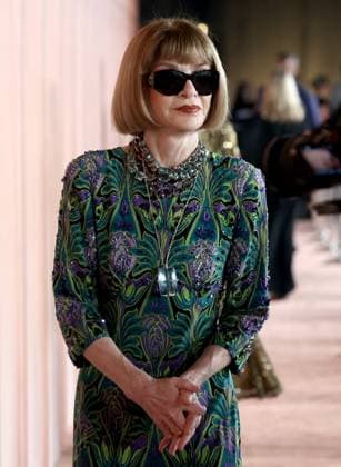 Celebs Attend Inaugural Franca Fund Gala - Doha Former Vogue editor and global chief content officer and artist director at Condé Nast, Anna Wintour arrives on the red carpet of the inaugural Franca Fund Gala held on November 23, 2025 at the Museum of Islamic Art in Doha, Qatar. Photo by Balkis Press ABACAPRESS.COM Doha United Arab Emirates  Copyright: xBalkisxPress ABACAx