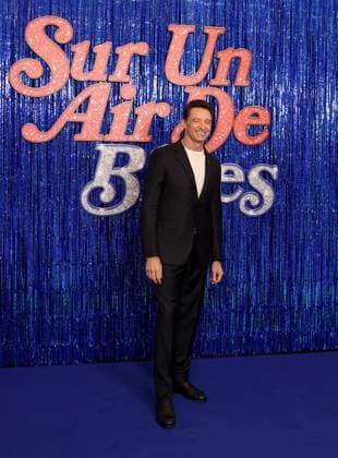 Sur un Air de Blues - Song Sung Blue Premiere Hugh Jackman attends the Sur un Air de Blues - Song Sung Blue Premiere at Le Grand Rex on November 23, 2025 in Paris, France.  Copyright: xDFYx