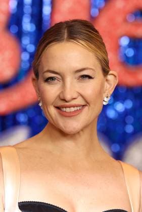 Sur un Air de Blues - Song Sung Blue Premiere Kate Hudson attends the Sur un Air de Blues - Song Sung Blue Premiere at Le Grand Rex on November 23, 2025 in Paris, France.  Copyright: xDFYx