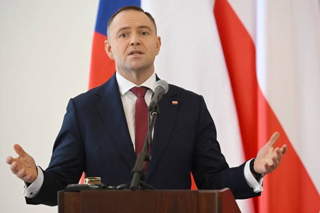 November 24, 2025, Prague, Czech Republic: Polish President Karol Nawrocki speaks to the media during a joint press conference at Prague Castle. Polish President Karol Nawrocki visits the Czech Republic and meets with Czech President Petr Pavel. After their meeting the Polish and Czech Presidents attended a joint press conference. Prague Czech Republic - ZUMAs197 20251124_aaa_s197_039 Copyright: xTomasxTkacikx