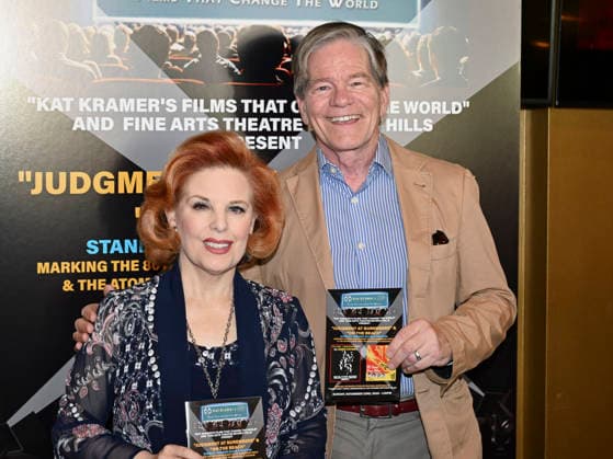 November 23, 2025, Beverly Hills, California, USA: Actress, producer and activist KAT KRAMER and BILL HOVERSTEN attend the director Stanley Kramer Double Feature: Judgment At Nuremberg and On The Beach presented By Kat Kramer s Films That Change The World. Beverly Hills USA - ZUMAb173 20251123_aap_b173_134 Copyright: xBillyxBennightx