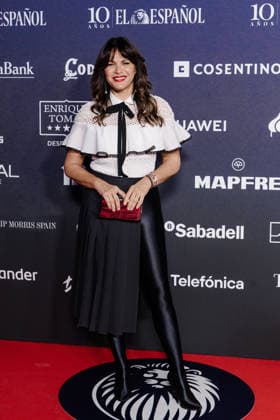 El Espanol organizes a gala to celebrate its tenth anniversary Communicator Fabiola Martínez poses during the celebration of the 10th anniversary of El Espanol, at the Palacio de Cibeles, on November 24, 2025, in Madrid Spain The newspaper, chaired and directed by Pedro J Ramírez, commemorates its tenth anniversary with a gala attended by various political personalities to celebrate the newspapers trajectory 24 NOVEMBER 2025 EL ESPAÑOL X ANIVERSARIO DIARIO PERIODISMO COMUNICACIÓN Carlos Lujá Madrid Madrid Madrid Spain  Copyright: xCarlosxLujanx 7123876