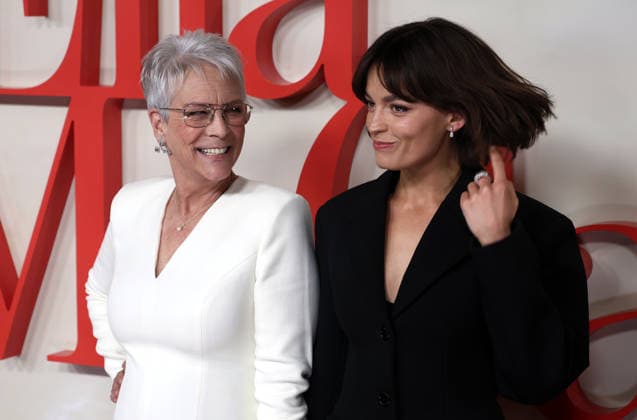 Ella McCay UK Special Screening at Picture house Central in London, UK - 24 Nov 2025 Jamie Lee Curtis and Emma Mackey attend the Ella McCay UK Special Screening at Picture house Central. London United Kingdom Copyright: xFredxDuvalx xSOPAxImagesx FD_Ella_McCay_07