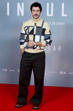 Singular Photocall in Madrid, Spain - 24 Nov 2025 Javier Rey attends the Singular Photocall at Hotel Urso in Madrid. Madrid Spain Copyright: xNachoxLopezx xSOPAxImagesx Singular_S_9