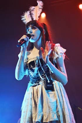 Dodie performing at Roundhouse LONDON, ENGLAND - NOVEMBER 24: Dodie (Dorothy Clark) performing at Roundhouse, Chalk Farm on November 24, 2025 in London, England. CAP MAR MAR Great Britain Copyright: xMartinxHarris CapitalxPicturesx
