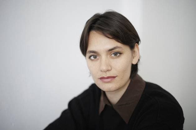 Schauspielerin Ella Rumpf ** NUR FÜR REDAKTIONELLE ZWECKE ** EDITORIAL USE ONLY **<p>Die Schauspielerin Ella Rumpf im Rahmen eines Pressetermins anlässlich ihres neuen Films 15 Liebesbeweise. Deutschland Berlin Berlin Copyright: JörgxCarstensen