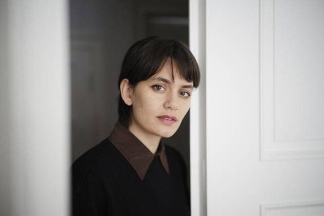 Schauspielerin Ella Rumpf ** NUR FÜR REDAKTIONELLE ZWECKE ** EDITORIAL USE ONLY **<p>Die Schauspielerin Ella Rumpf im Rahmen eines Pressetermins anlässlich ihres neuen Films 15 Liebesbeweise. Deutschland Berlin Berlin Copyright: JörgxCarstensen