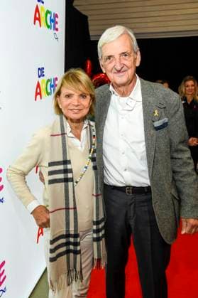 ABB Dieter Hermann mit Frau Uschi Glas Ehepaar Schauspielerin zu Gast bei der Feier 30 Jahre Die Arche am 25.11.2025 in Berlin - Der Verein Die Arche Christliches Kinder und Jugendwerk e. V. der Verein wurde 1995 in Berlin-Hellersdorf gegruendet, das sich gegen Kinderarmut in Deutschland engagiert Berlin Deutschland