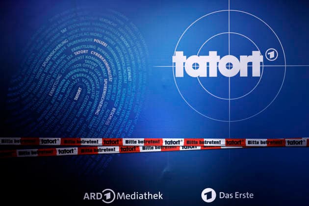 Das Logo der ARD-Krimireihe Tatort zu sehen bei der Premiere für den Münster-Tatort Tatort Die Erfindung des Rades im Cineplex Münster. (Themenbild, Symbolbild) Münster, 25.11.2025 NRW Deutschland Copyright: xChristophxHardtx