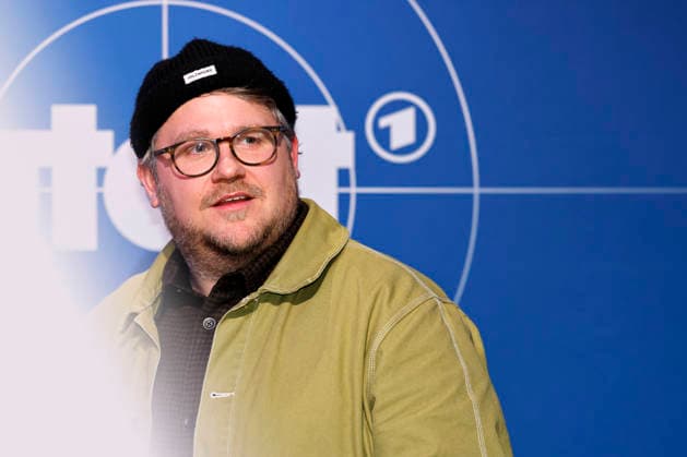 Schauspieler Björn Meyer (Kommissar Mirko Schrader) bei der Premiere für den Münster-Tatort Tatort Die Erfindung des Rades im Cineplex Münster. Münster, 25.11.2025 NRW Deutschland Copyright: xChristophxHardtx