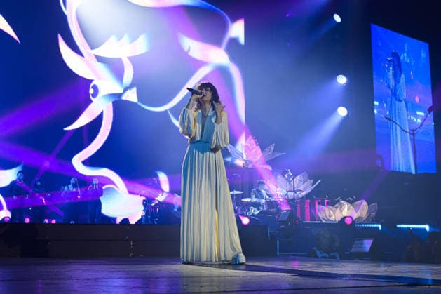 Music Concert - Elisa - Palasport 2025 Elisa performs live at concert of Palasport 2025 Tour on November 25, 2025 at Palazzo dello Sport in Rome, Italy Rome Palazzo dello Sport Italy Copyright: xRobertoxBettacchix xLiveMediax LPM_2160454