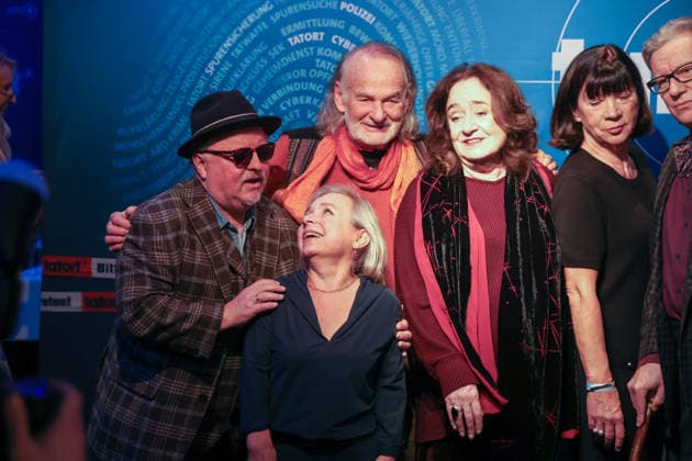 Premiere Münster-Tatort. Pressetermin zur Premiere des neuen ;Münster-Tatort Die Erfindung des Rades. Die Ausstrahlung ist am 7. Dezember im Ersten und der ARD Mediathek. Axel Prahl, als Frank Thiel und Mechthild Großmann, als Wilhelmine Klemm, Claus D. Clausnitzer, als Herbert Vaddern Thiel, ChrisTine Urspruch, als Silke Haller. Münster, Nordrhein-Westfalen, DEU, Deutschland, 25.11.2025