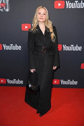 Esther Graf auf dem Roten Teppich zum YOUTUBE MUSIC AWARD DINNER im Grill Royal in Berlin am 25.11.2025
