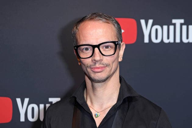 Frans Zimmer (Alle Farben) auf dem Roten Teppich zum YOUTUBE MUSIC AWARD DINNER im Grill Royal in Berlin am 25.11.2025