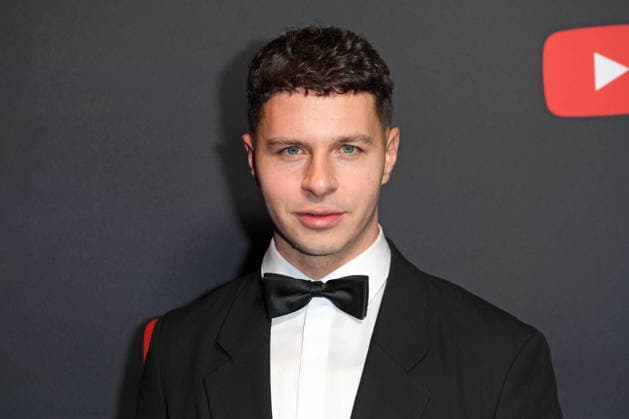 Lahos (Leonard Biwer) auf dem Roten Teppich zum YOUTUBE MUSIC AWARD DINNER im Grill Royal in Berlin am 25.11.2025