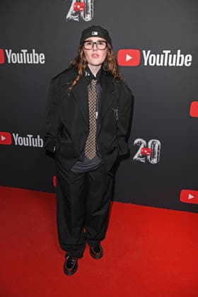 Luna (Alina Striedl) auf dem Roten Teppich zum YOUTUBE MUSIC AWARD DINNER im Grill Royal in Berlin am 25.11.2025