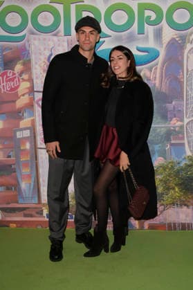 November 25, 2025, Rome, Italy: Gianluca Mancini (l) and Elisa Baggiani (r) attend the Disney movie premiere Zootropolis 2 green carpet at The Space Cinema Moderno. Rome Italy - ZUMAs197 20251125_aaa_s197_250 Copyright: xMarioxCartellix