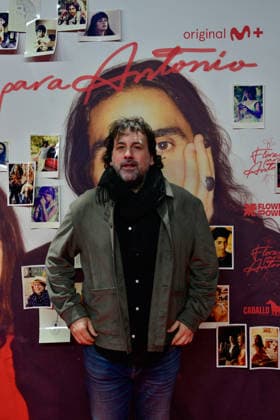 Premiere of the documentary film Flores para Antonio Isaki Lacuesta during the premiere of the documentary film Flores para Antonio , on November 25, 2025, in Madrid Spain In Flores para Antonio Alba Flores explores the life and work of her father through unpublished materials, such as home videos, photos, drawings, archival footage and her own music PHOTOCALL FILM PREMIERE Ó Madrid Madrid Spain  Copyright: xOscarxOrtizx 7126303