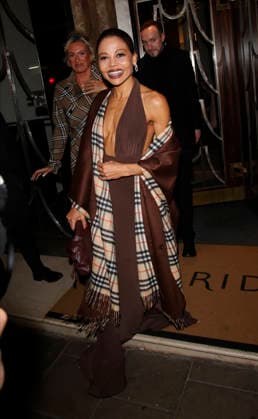 Emma Thynn, Burberry & Claridge s Unveil the 2025 Christmas Tree LONDON, ENGLAND - NOVEMBER 25: Emma Thynn, Marchioness of Bath pictured leaving the Burberry and Claridge s 2025 Christmas Tree at Claridge s Hotel on November 25, 2025 in London, England., Credit:James Smart Pictures Avalon  Copyright: xJames xSmartxPicturesx xAvalonx 1054658336