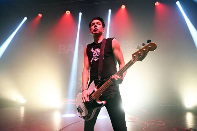 Bad Nerves performing at Shepherd™s Bush Empire LONDON, ENGLAND - NOVEMBER 25: Jonathan Poulton of ˜Bad Nerves™ performing at Shepherd™s Bush Empire on November 25, 2025 in London, England. CAP MAR MAR Great Britain Copyright: xMartinxHarris CapitalxPicturesx
