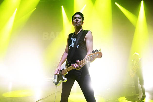 Bad Nerves performing at Shepherd™s Bush Empire LONDON, ENGLAND - NOVEMBER 25: Jonathan Poulton of ˜Bad Nerves™ performing at Shepherd™s Bush Empire on November 25, 2025 in London, England. CAP MAR MAR Great Britain Copyright: xMartinxHarris CapitalxPicturesx